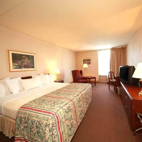 Boarders Inn And Suites - Marion Room photo